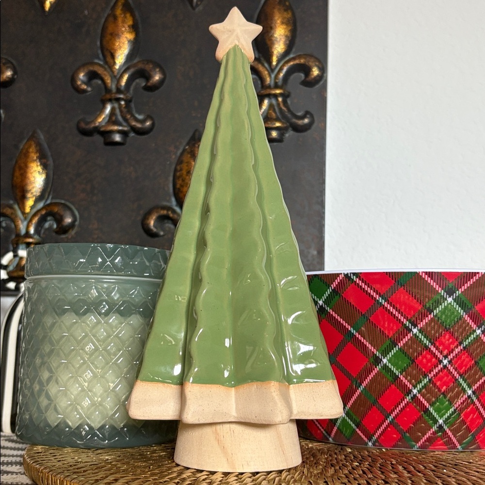 🆕Glazed Ceramic And Wood Christmas Tree